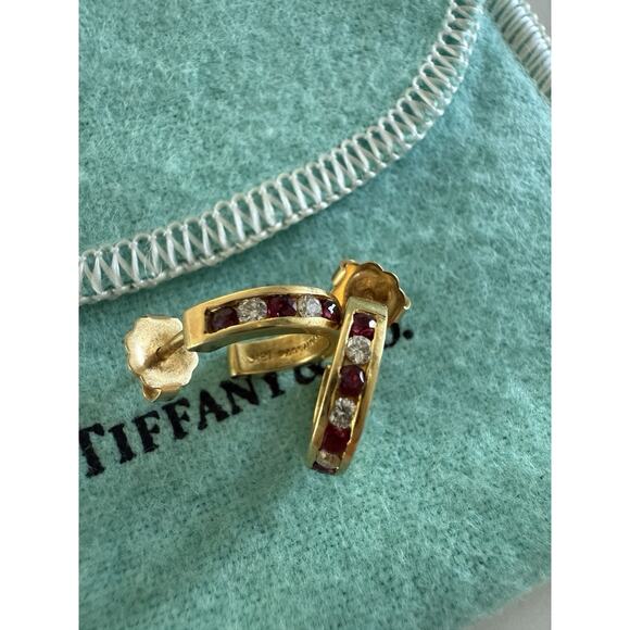RARE Vtg Tiffany & co. T&co 18k Gold Diamond Ruby Hoop Earrings Size Small - Picture 1 of 14